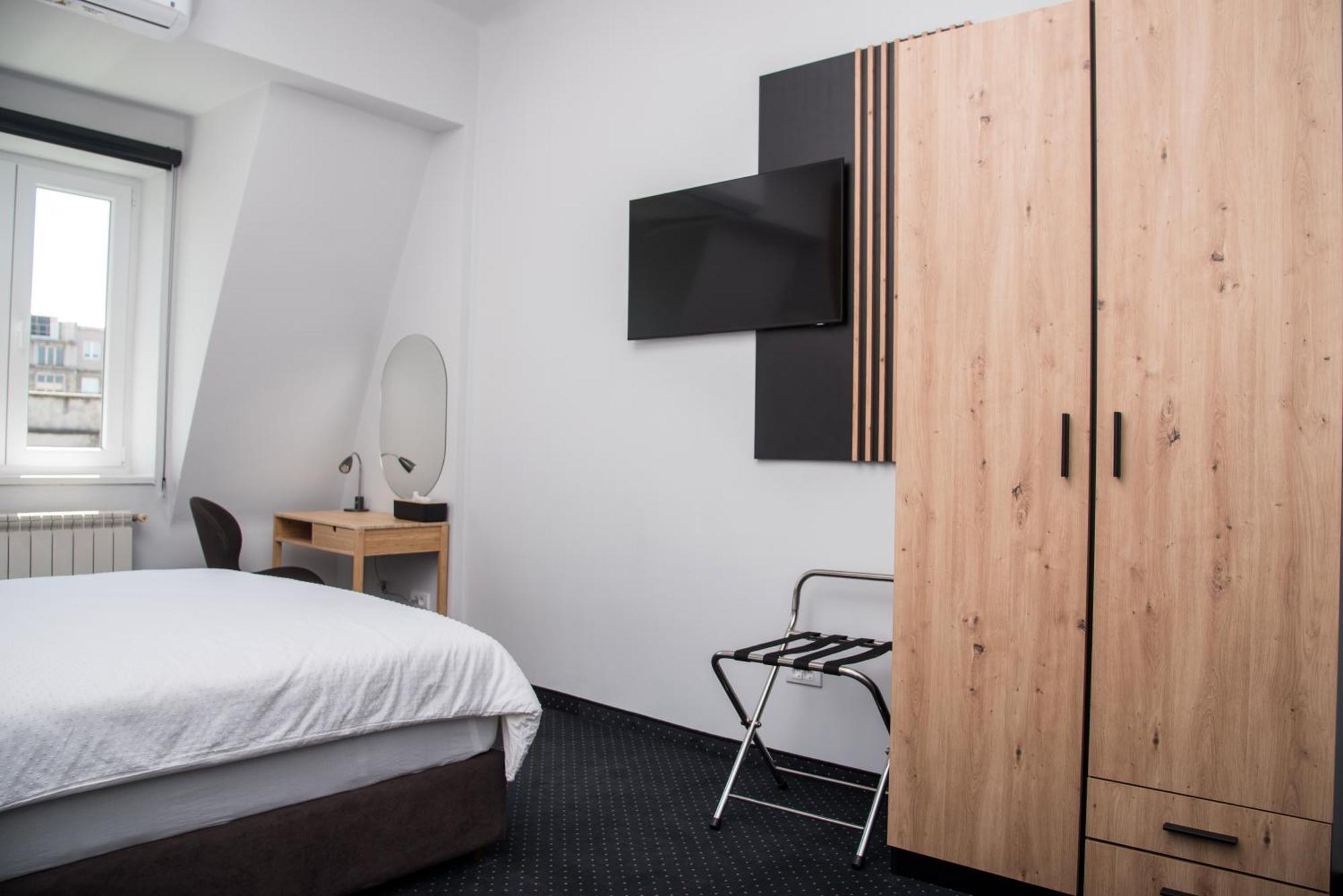 Republic Square Luxury Suites Belgrado Exterior foto