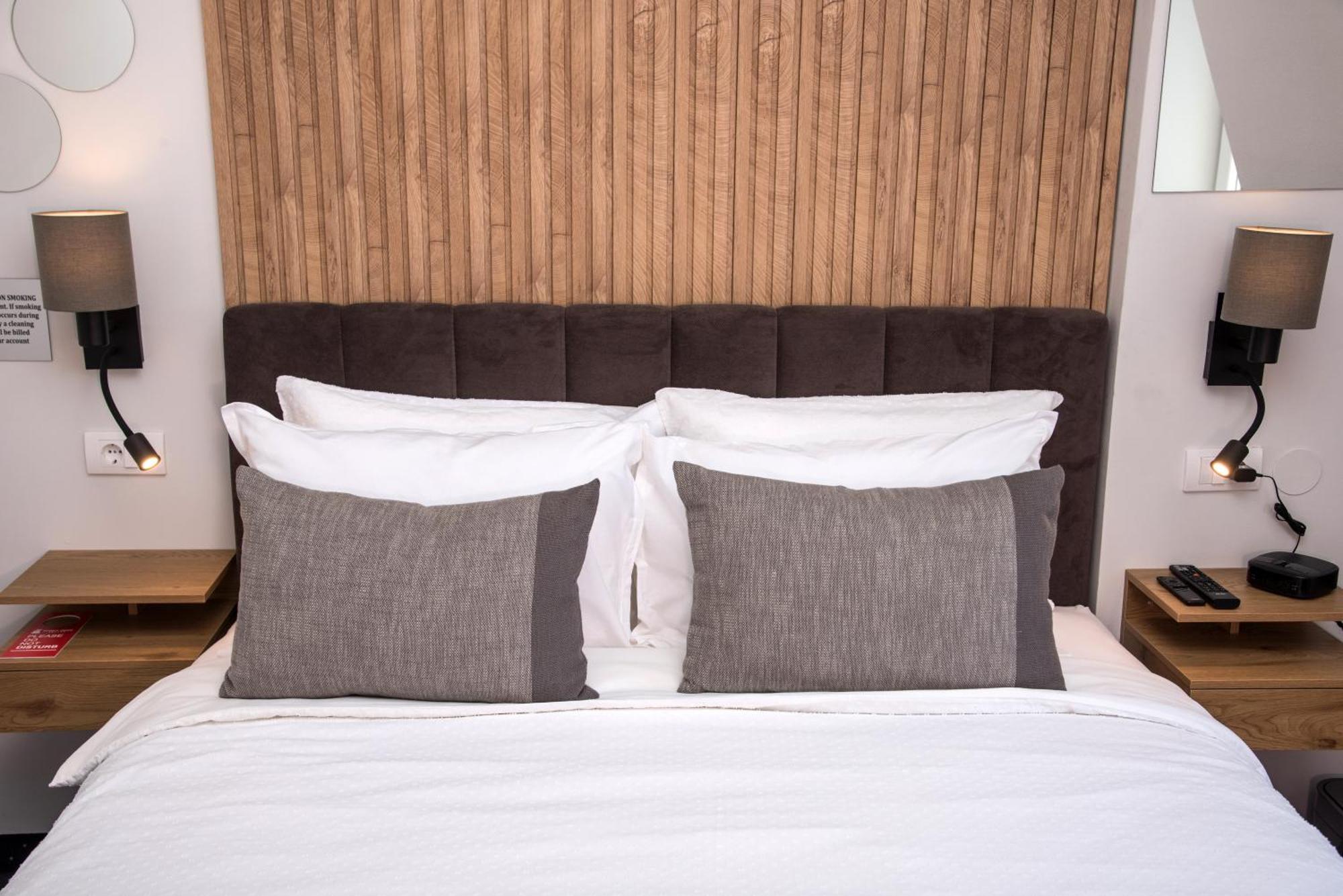 Republic Square Luxury Suites Belgrado Exterior foto